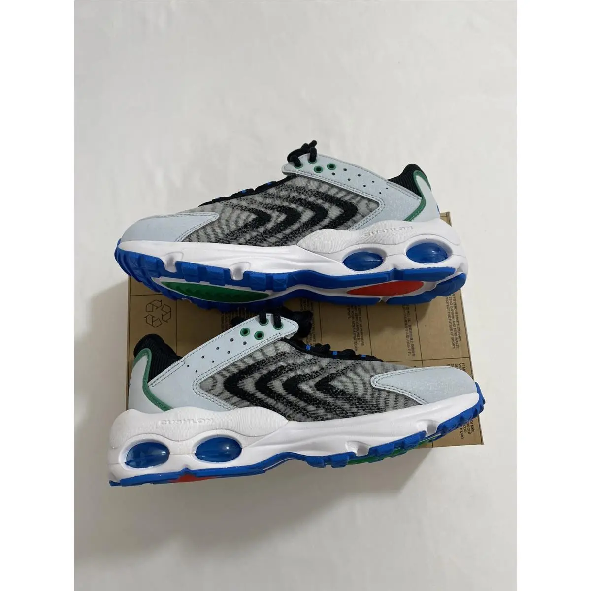 Nike shoes - Nike Air Max TW - Air Max - White (UPC: 0196604994767) 2