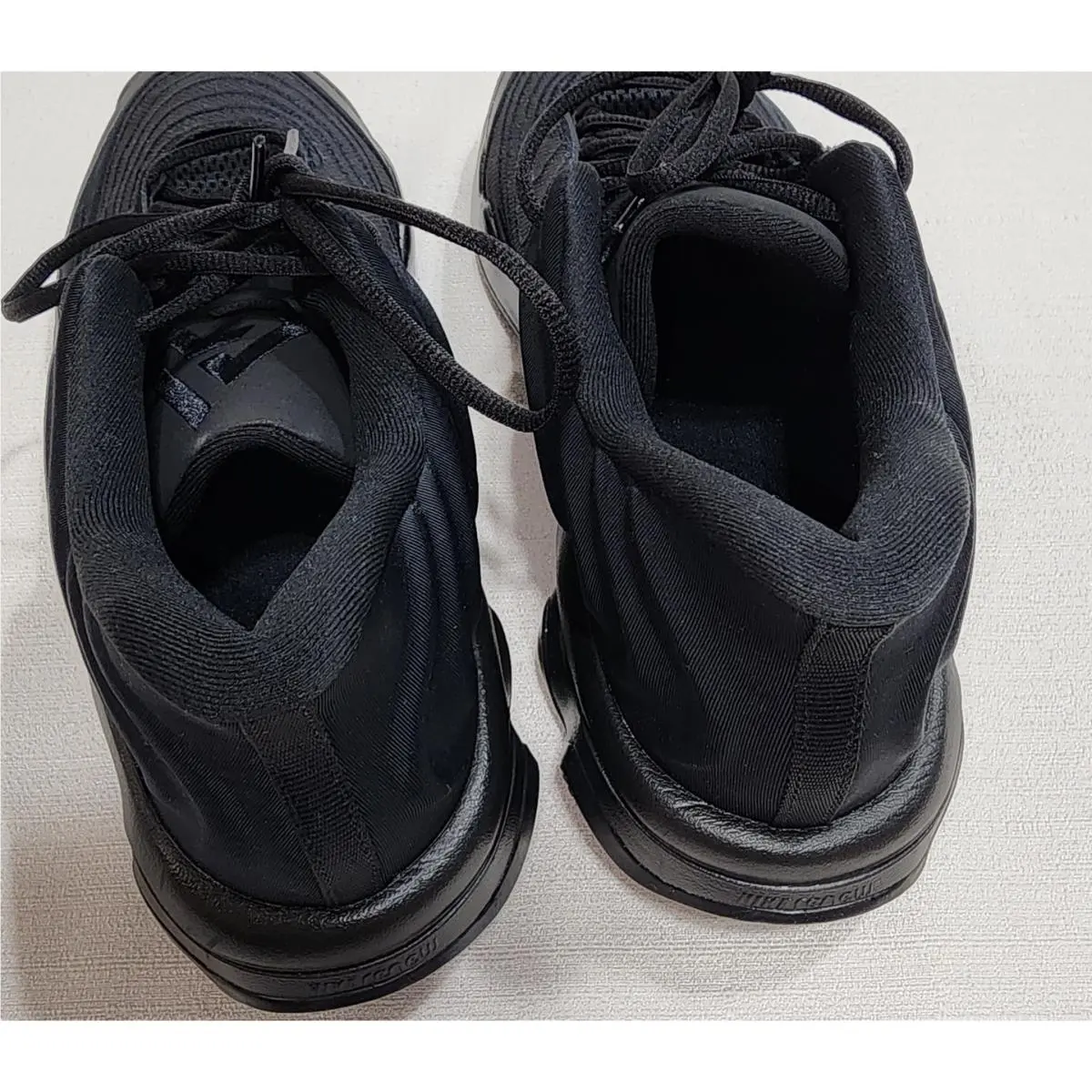 Nike shoes - Black 2