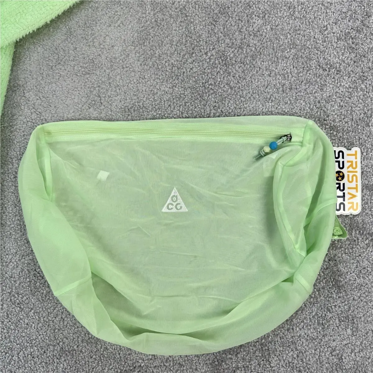 Nike clothing - Green (UPC: 196977903960) 10