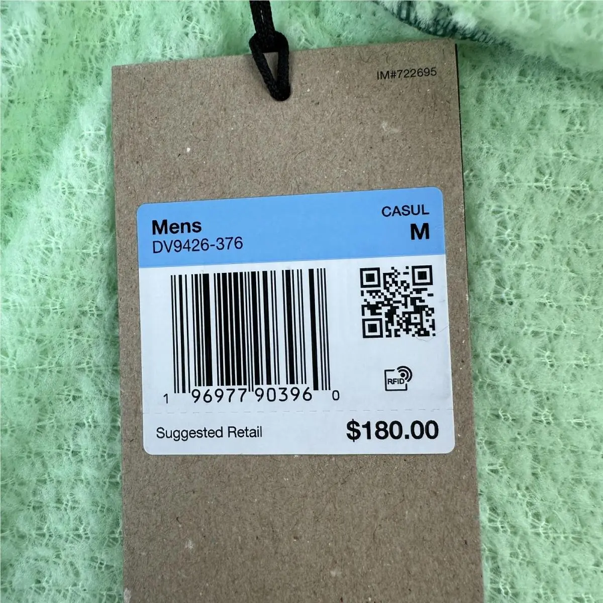 Nike clothing - Green (UPC: 196977903960) 6