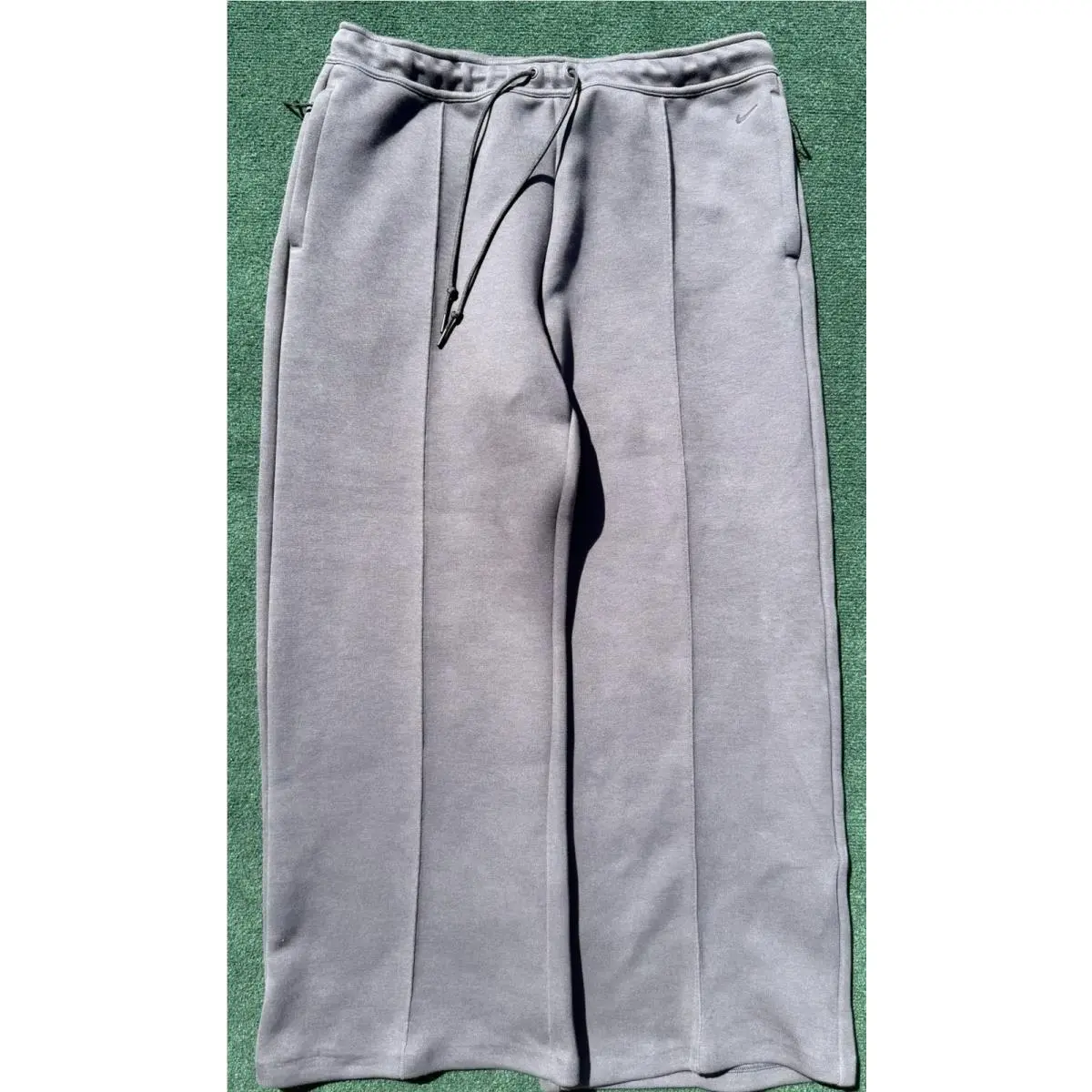 Nike Men’s Tech Wide-leg Fleece Pants 38 X 30 HJ0695-060 Size XL