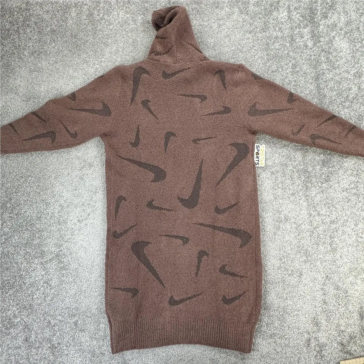 Nike clothing - Brown (UPC: 196974961017) 1