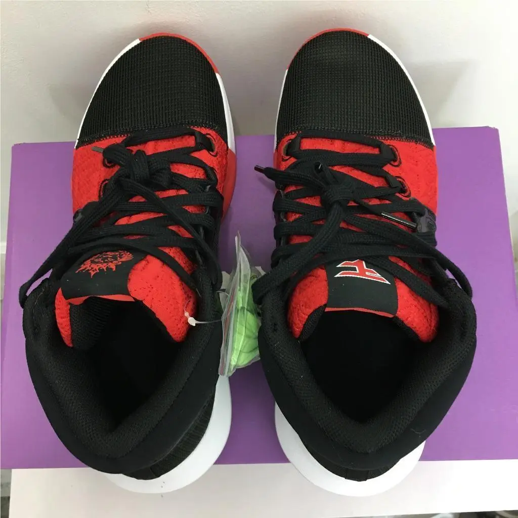 Nike shoes - lack/White-University Red (UPC: 196969664633) 4