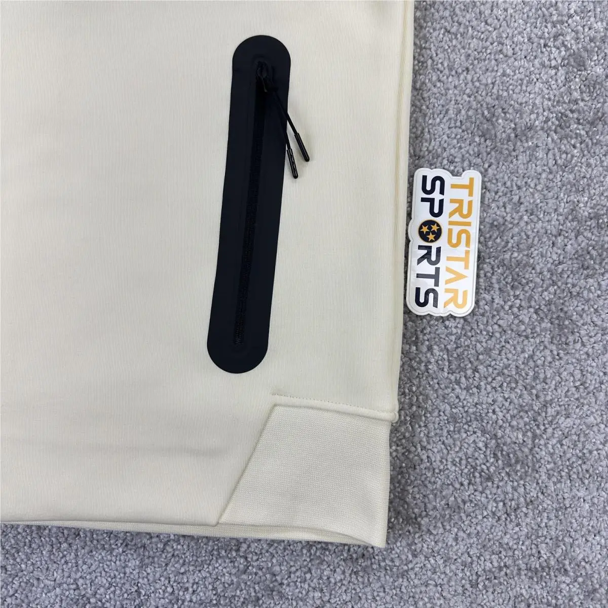 Nike clothing - Beige (UPC: 196607413333) 1