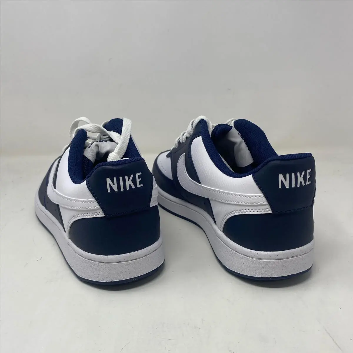 Nike shoes - Blue (UPC: 197861496216) 0