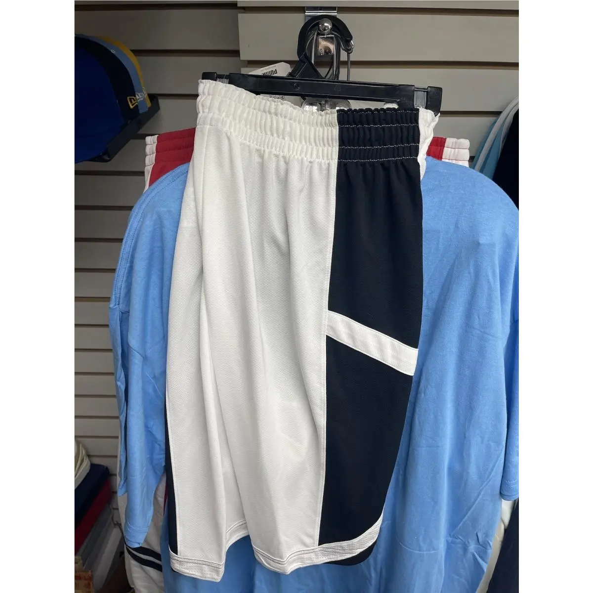 Nike clothing - Nike Air Jordan Brooklyn Fleece Flight Jumpman Shorts Black White - Black, Manufacturer: Black/White (UPC: 0826215159384) 3