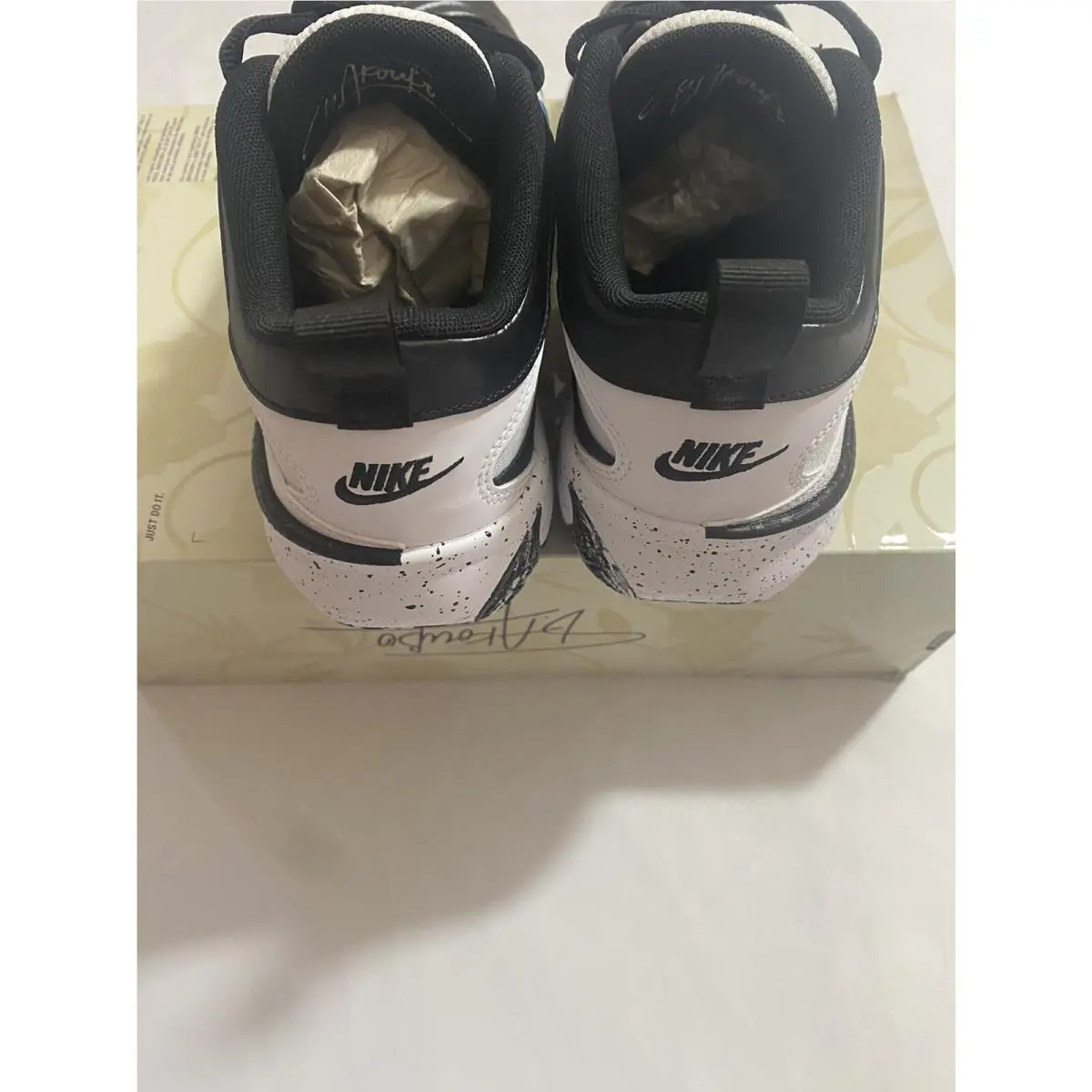 Nike shoes - White (UPC: 0196608412649) 6