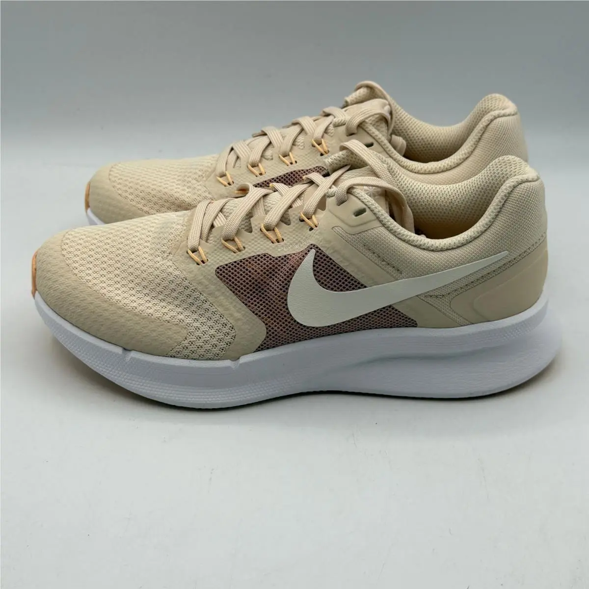 Nike shoes - Nike Run Swift 3 - Run Swift - Ivory 1