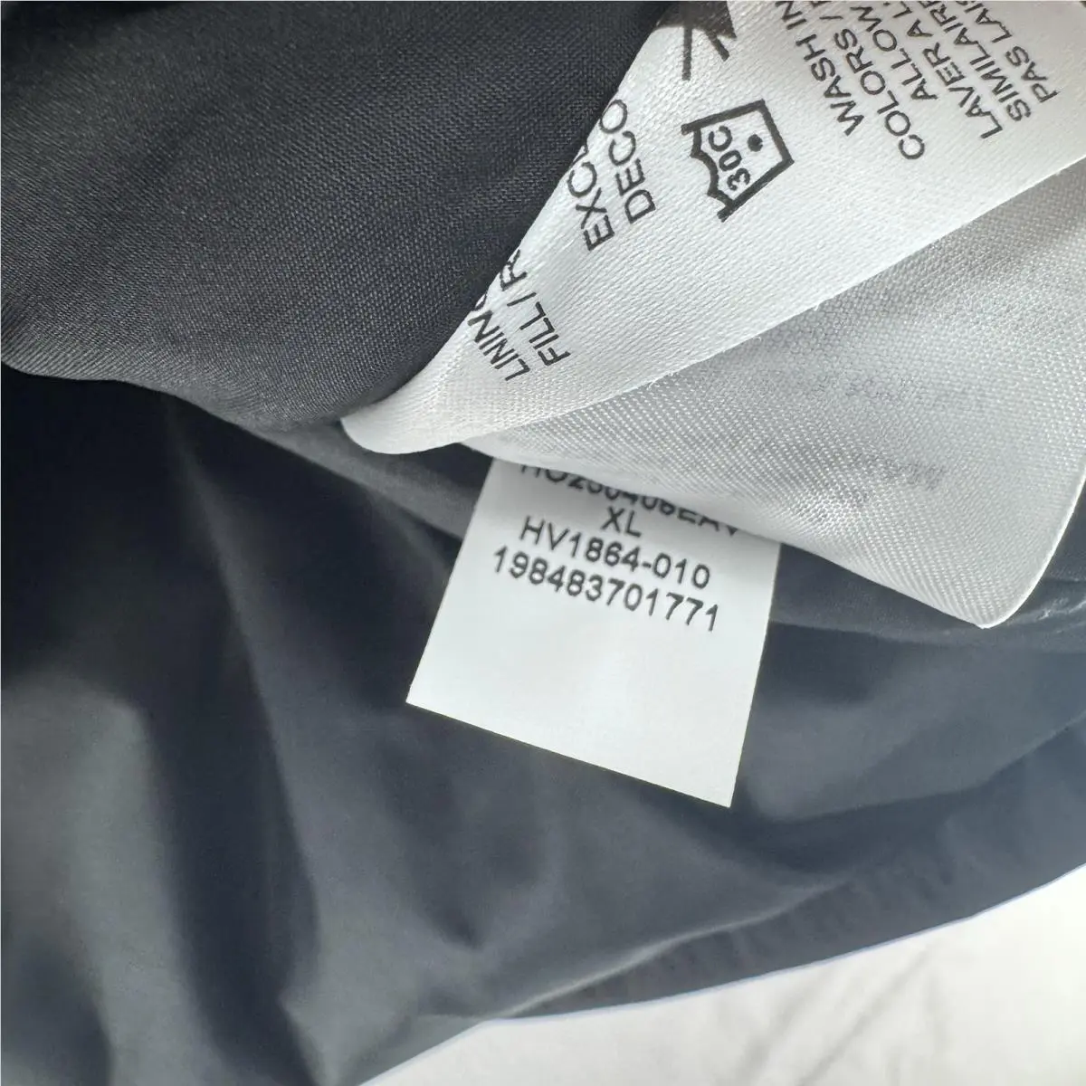 Nike clothing - Black (UPC: 0198483701771) 7