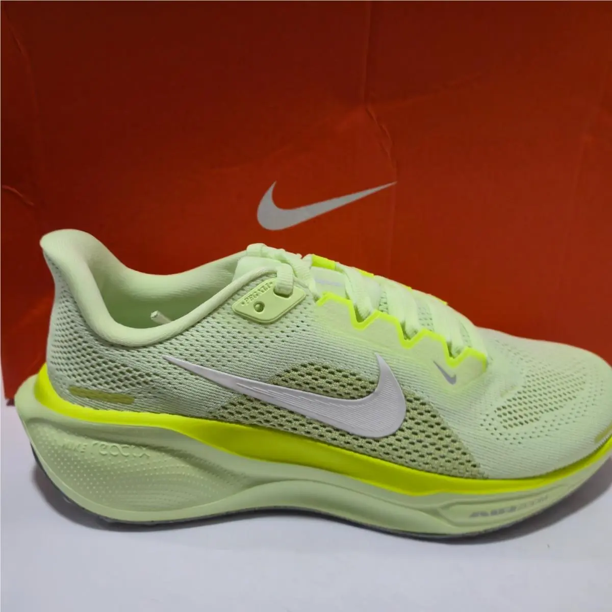 Nike Air Zoom Pegasus 41 Women`s Road Running Shoes Barely Volt Size 6.5
