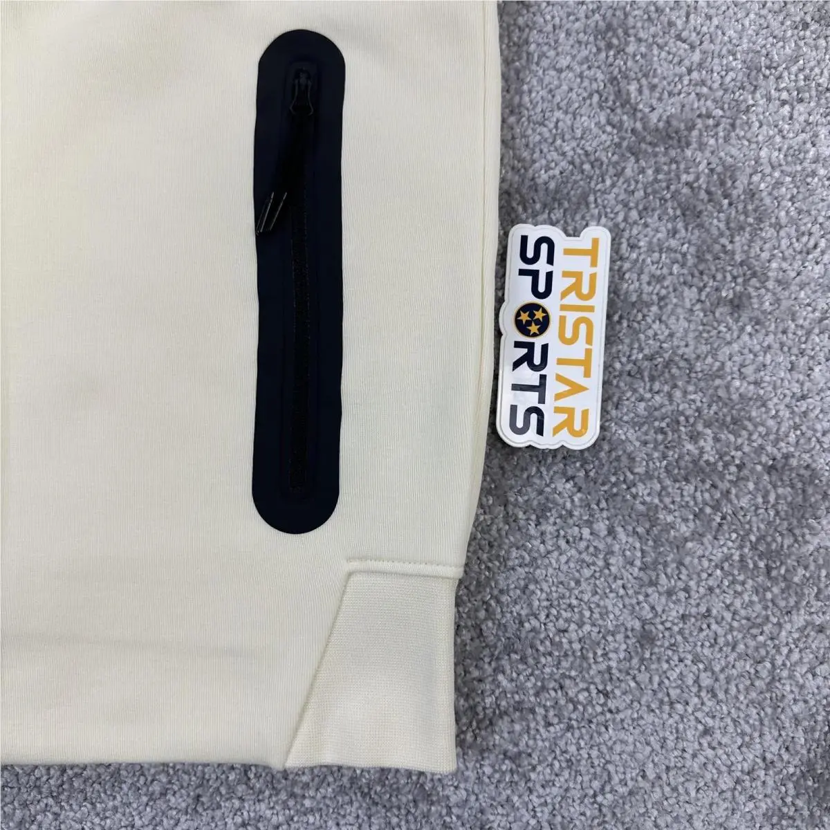 Nike clothing - Beige (UPC: 196607413302) 1