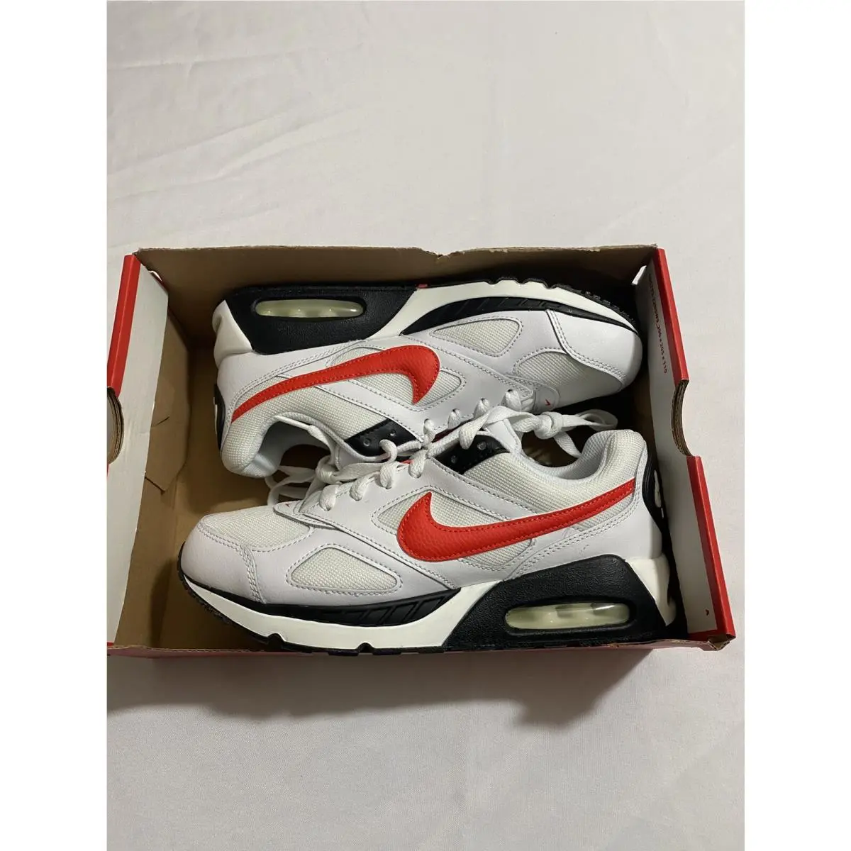 Youth Size 6Y White Black Nike Air Max Ivo GS Running Shoes 579995 101