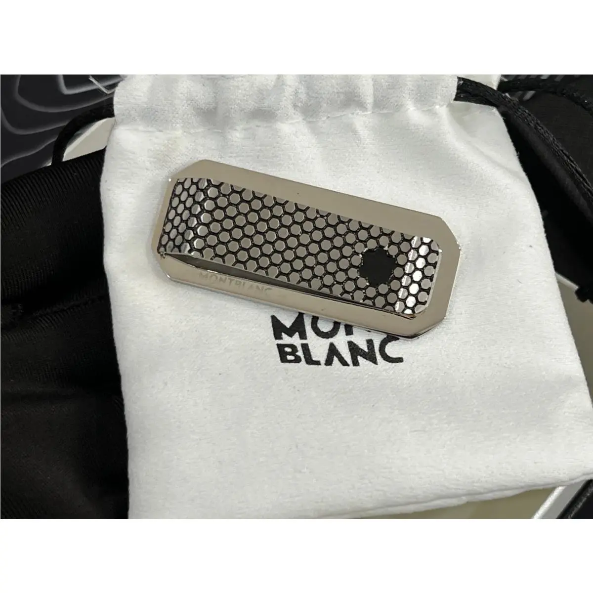 Montblanc Honey Comb Executive Money Clip Stainl Steel/onyx Silver 118621
