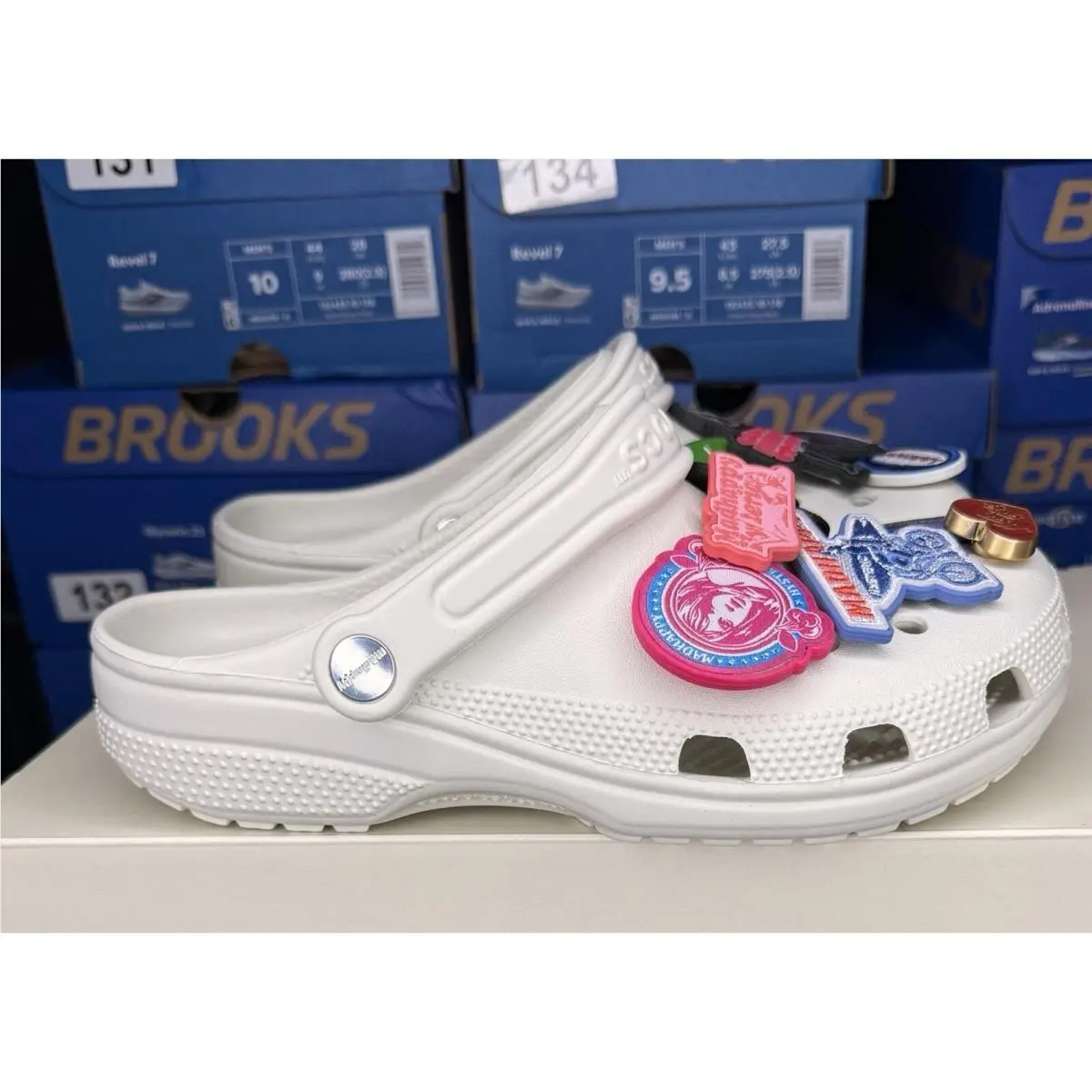 Crocs shoes - NA - White 1