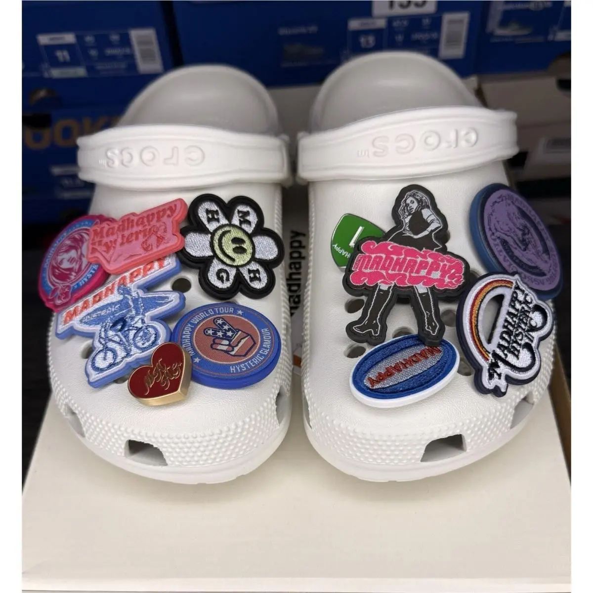 Crocs shoes - NA - White 2