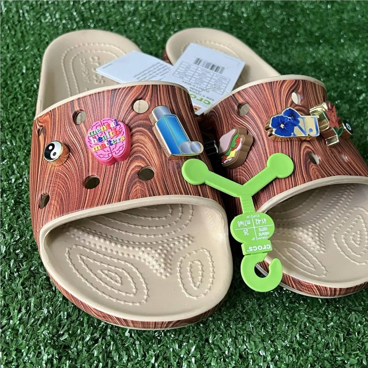 Crocs shoes - CROCS woodgrain slides - woodgrain slides - 208013-90H - Brown 1