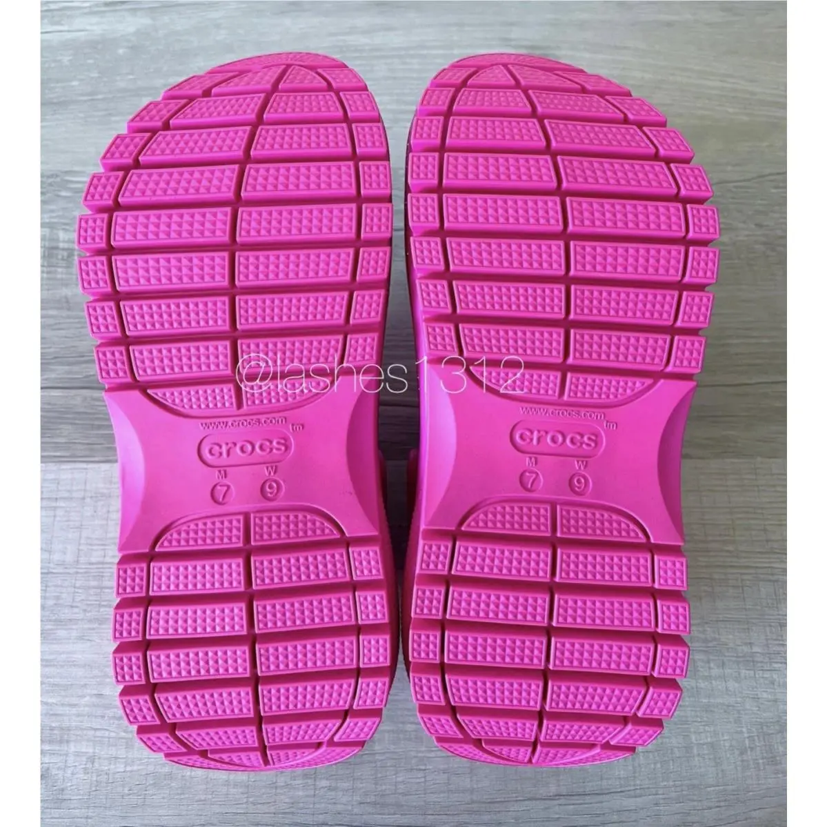 Crocs shoes - Pink 6