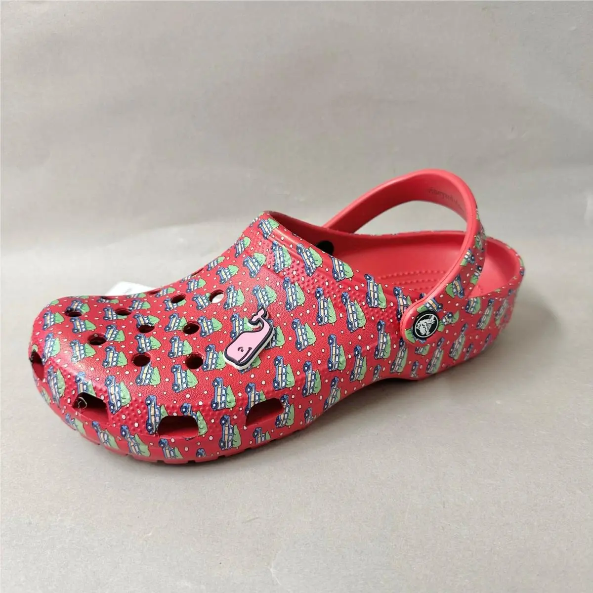 Crocs Classic Clog Vineyard Vines Holiday Red Whale Jibbitz Womens 11 Men 9