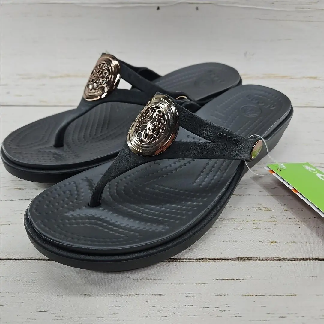 Crocs Sanrah Circle Wedge Flip Flops Womens 7 Black Thong Sandals 14955