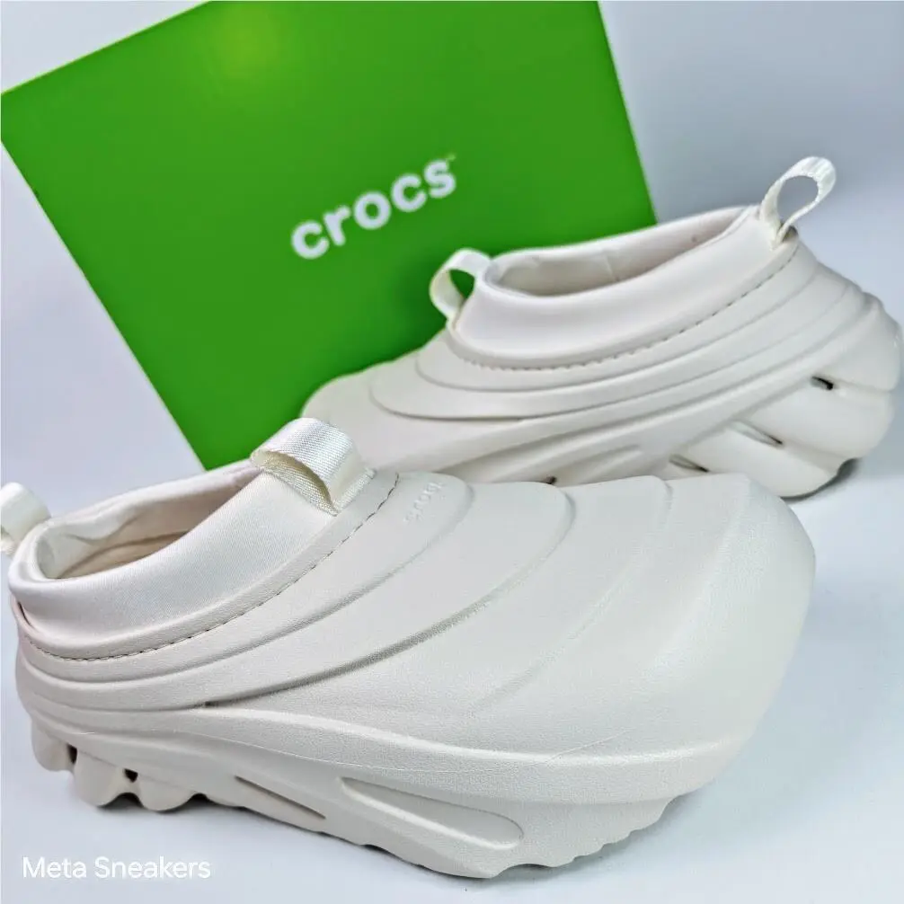 Crocs US 13 Clogs Men`s Off White Tundra Streetwear Foam Comfort Echo Storm