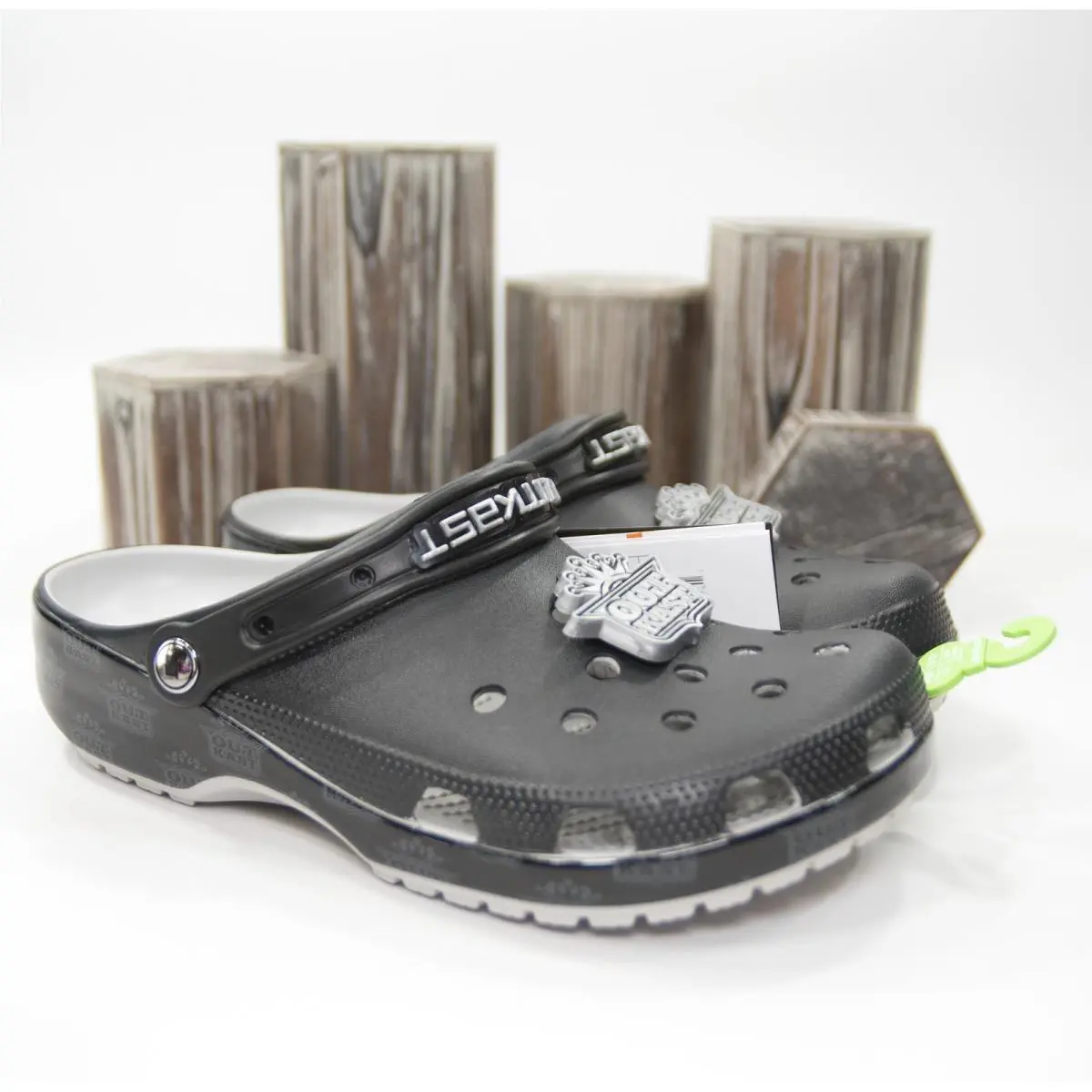 Crocs shoes - Black (UPC: 196265500161) 4