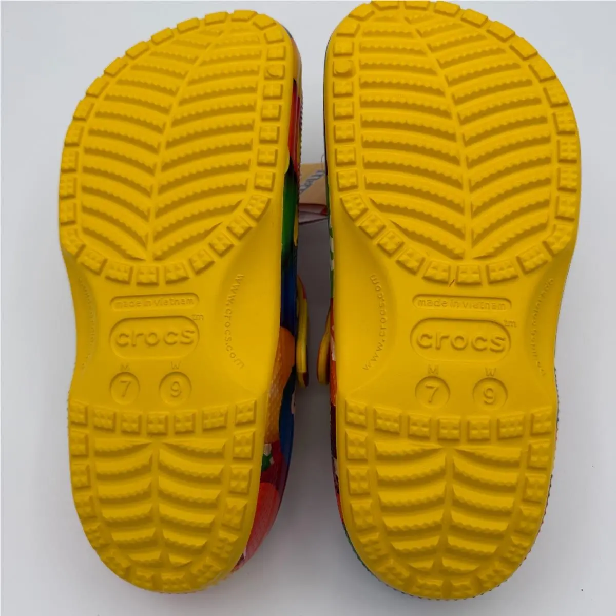 Crocs shoes - Crocs M & M Limited Edition - 211684-152 - Yellow 5