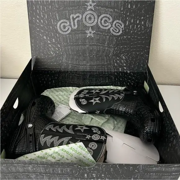 Crocs shoes - CROCTOBER 2023 - CROCTOBER - Black 1