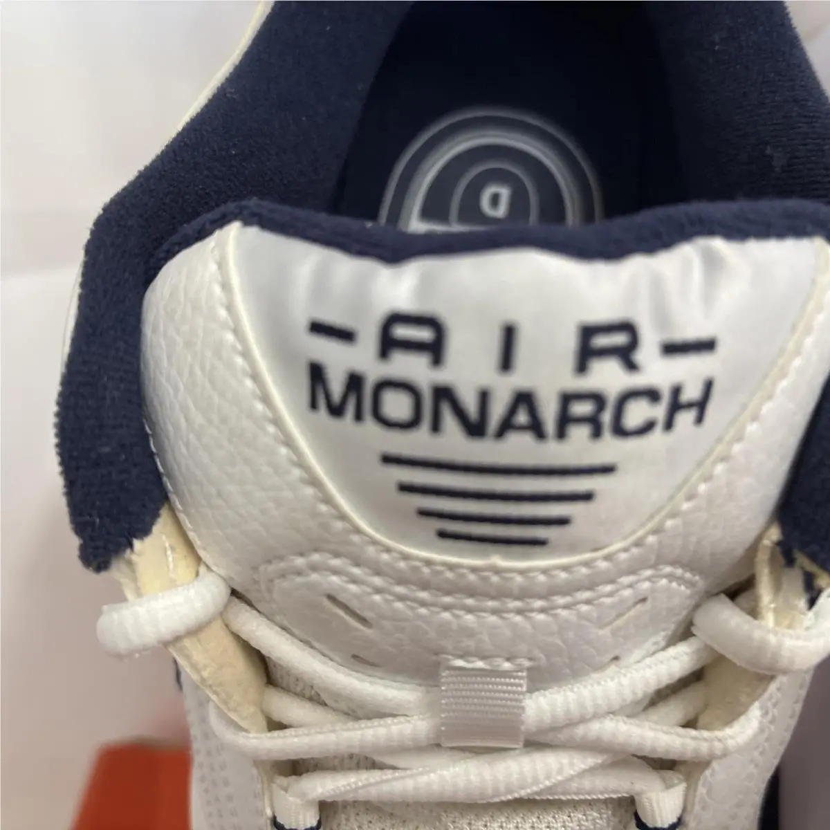 Nike shoes - Nike Air Monarch - Air Monarch - White 9