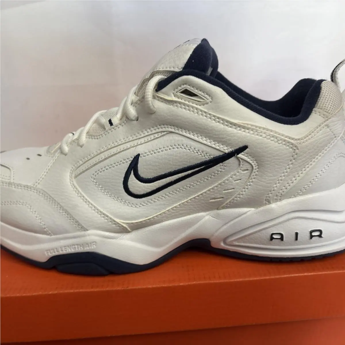 Nike shoes - Nike Air Monarch - Air Monarch - White 11