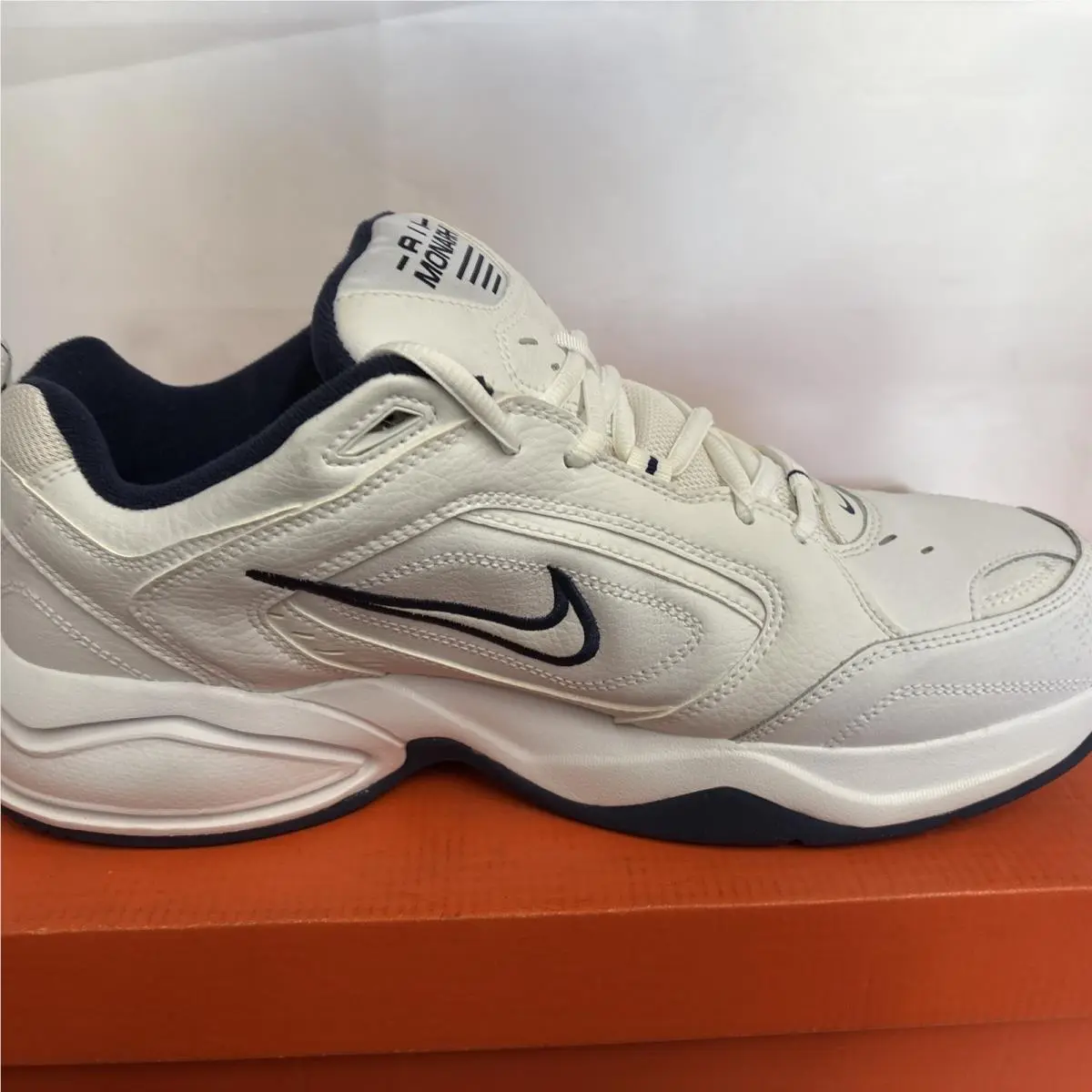 Nike shoes - Nike Air Monarch - Air Monarch - White 13