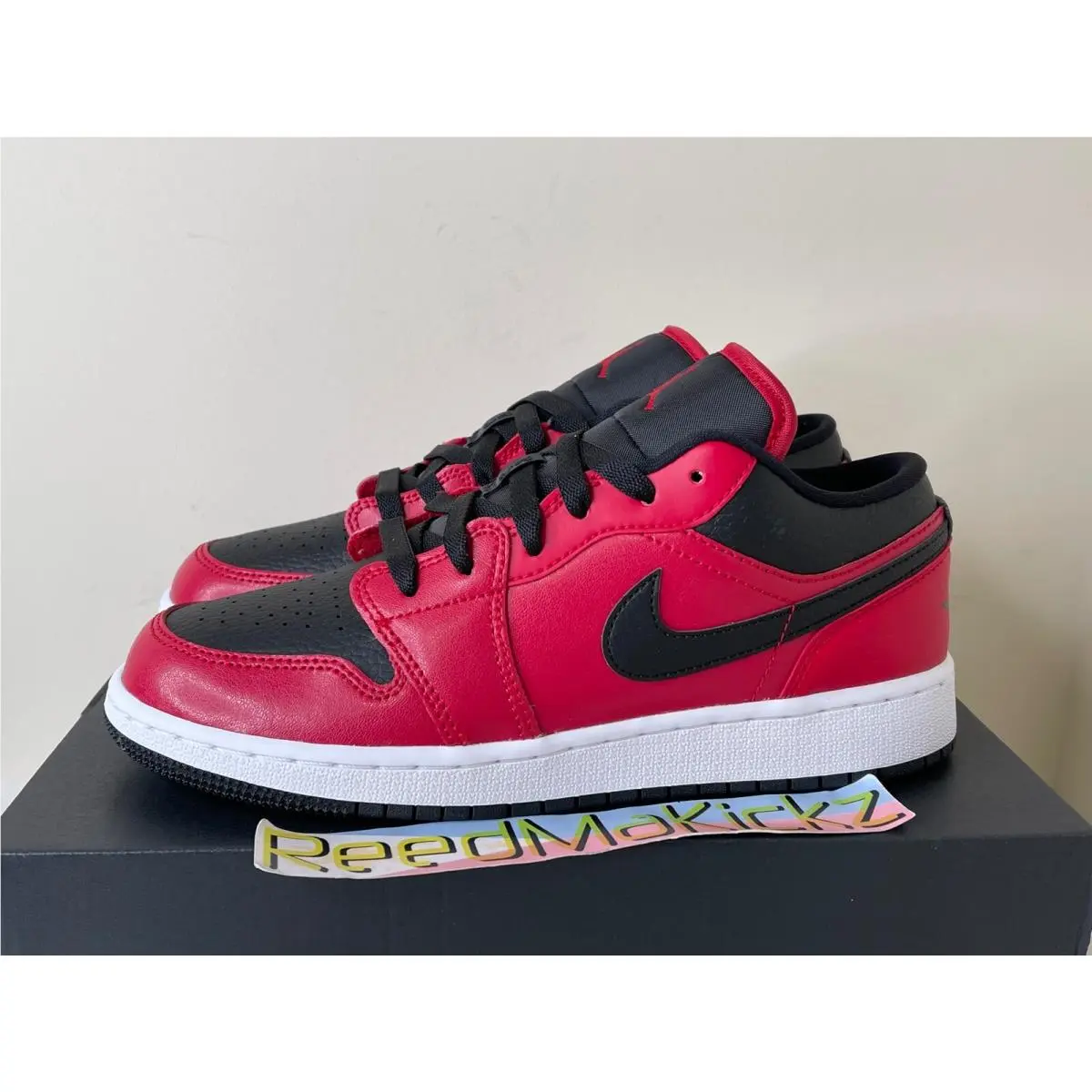 Air Jordan 1 Low Reverse Bred Gym Red Pebbled Grade School Youth 553560 605 by Nike