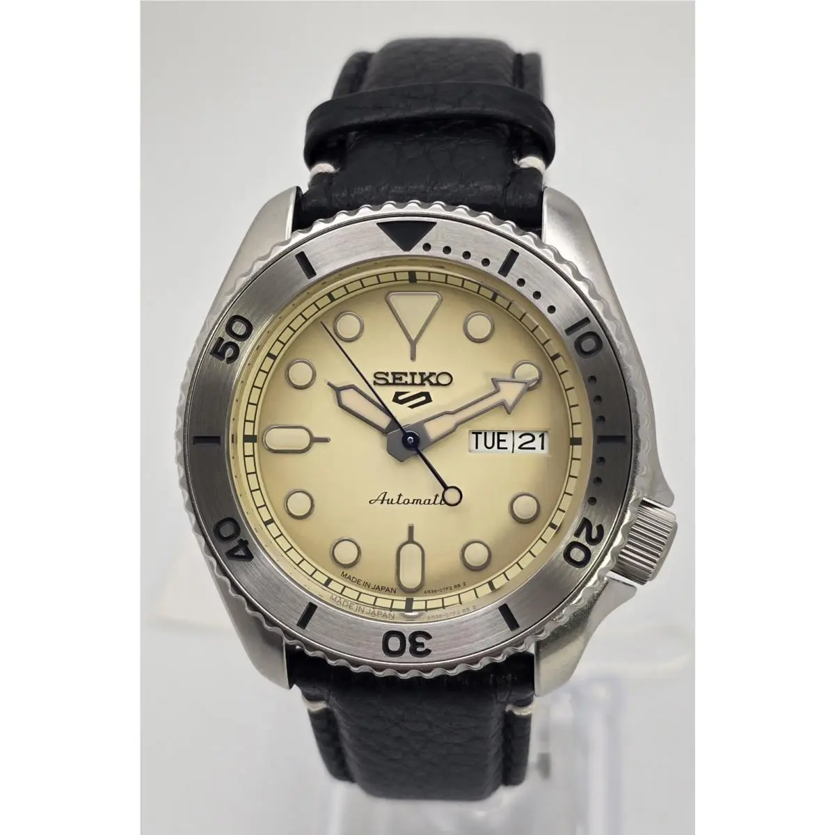 5 Sports SBSA159 Nano Universe Limited Edition 207/300 Cream Dial Auto by Seiko