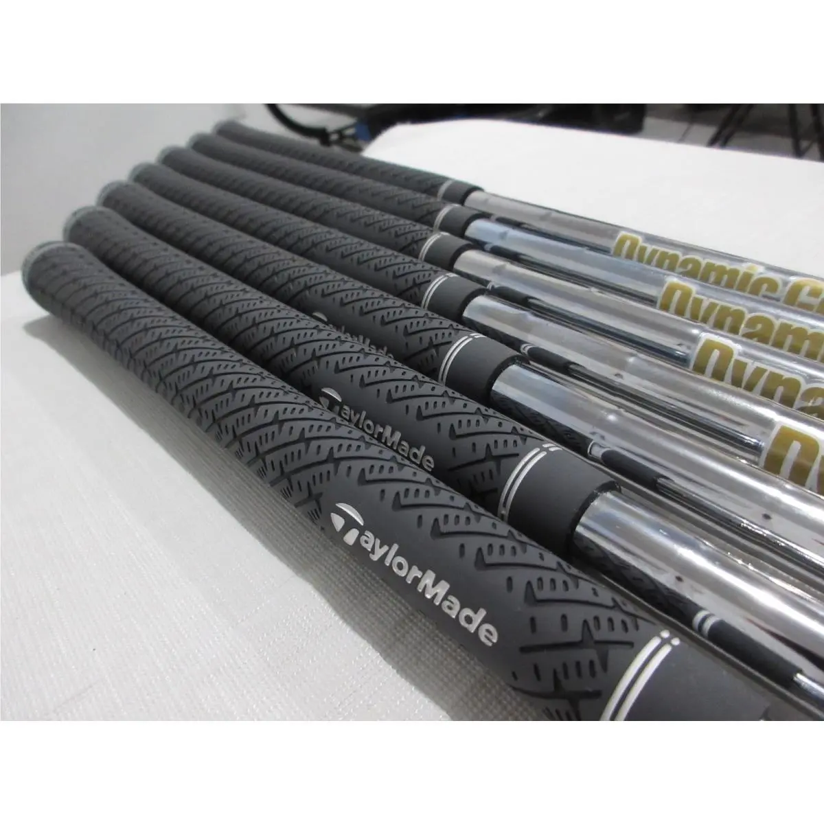 TaylorMade  - Dynamic Gold 105 S300 - Dynamic Gold 1
