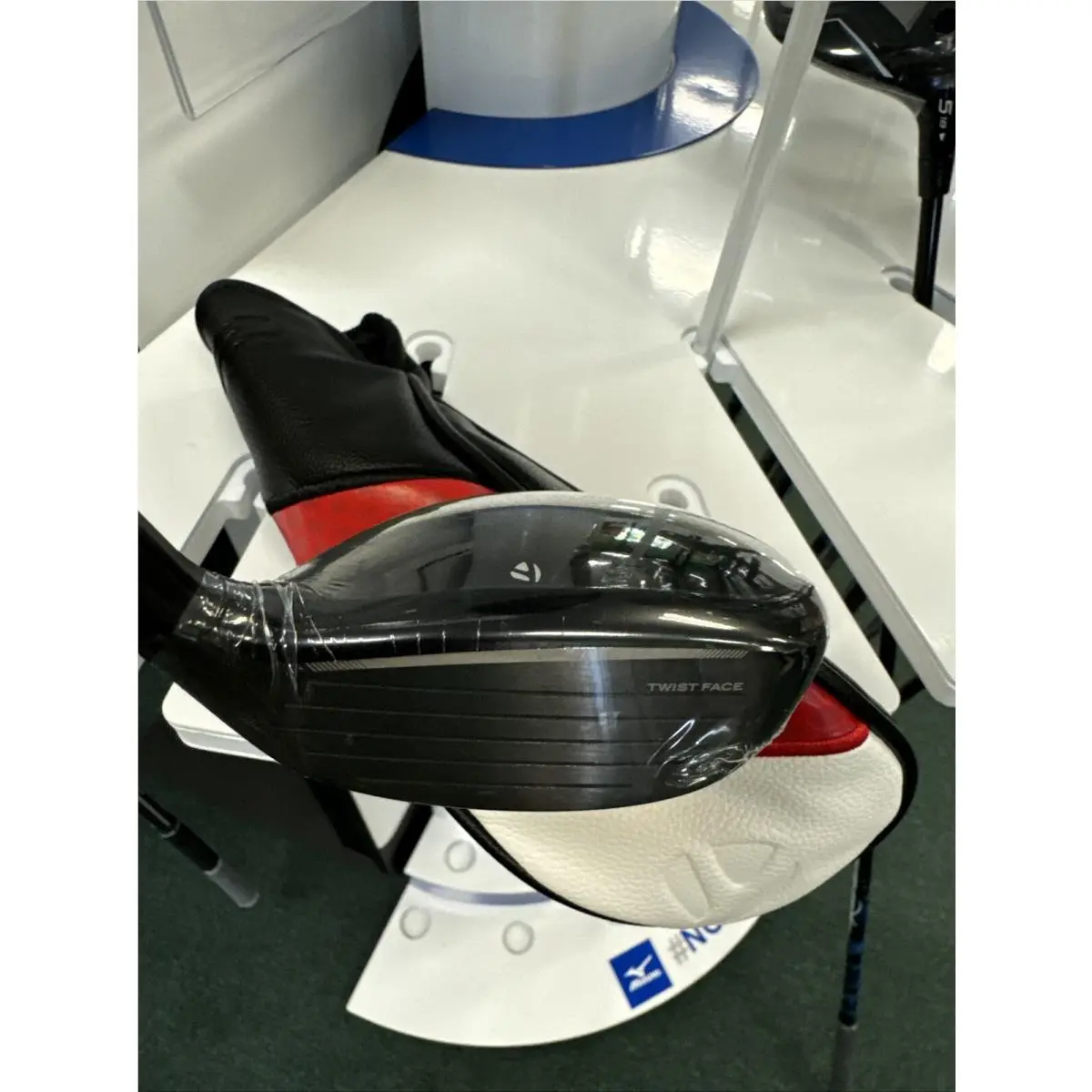 TaylorMade  - Fujikura Speeder NX Red 60 - Teal (UPC: 192371612514) 5