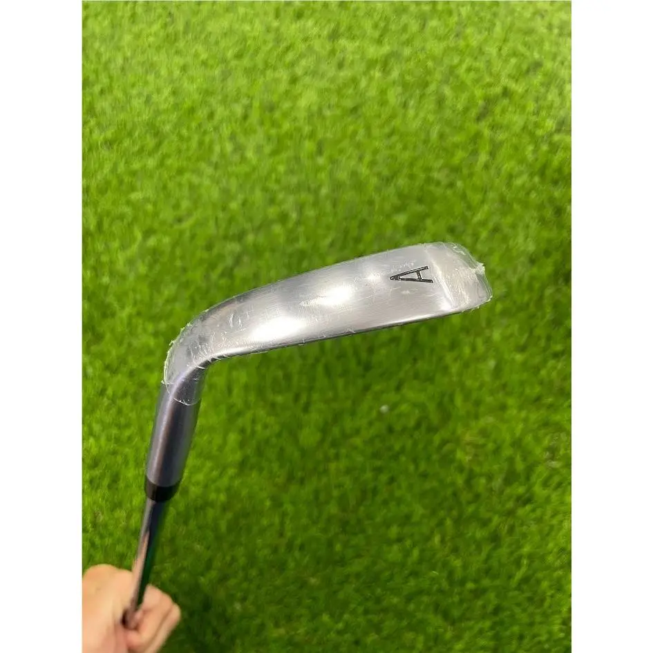 TaylorMade  1