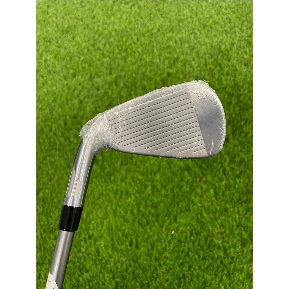 TaylorMade  0