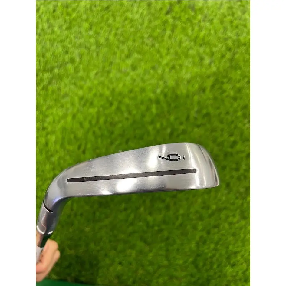 TaylorMade  1