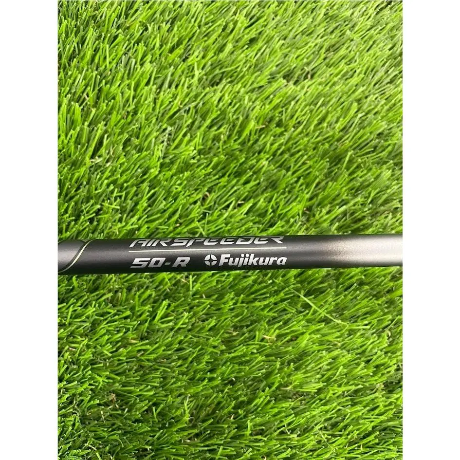 TaylorMade  4
