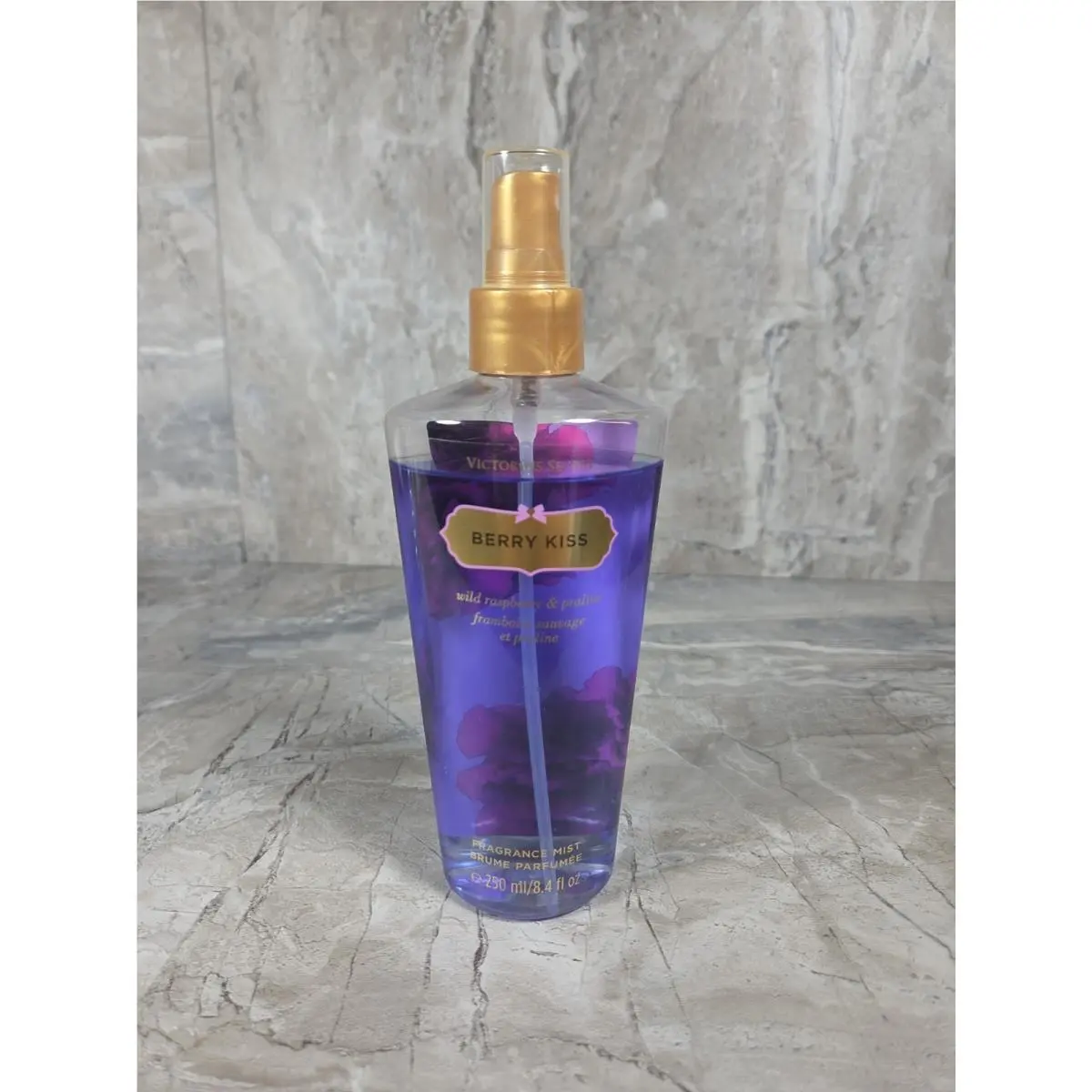 1 Victoria`s Secret Berry Kiss Fragrance Mist 8.4oz/250ml Rare Htf Read Descr
