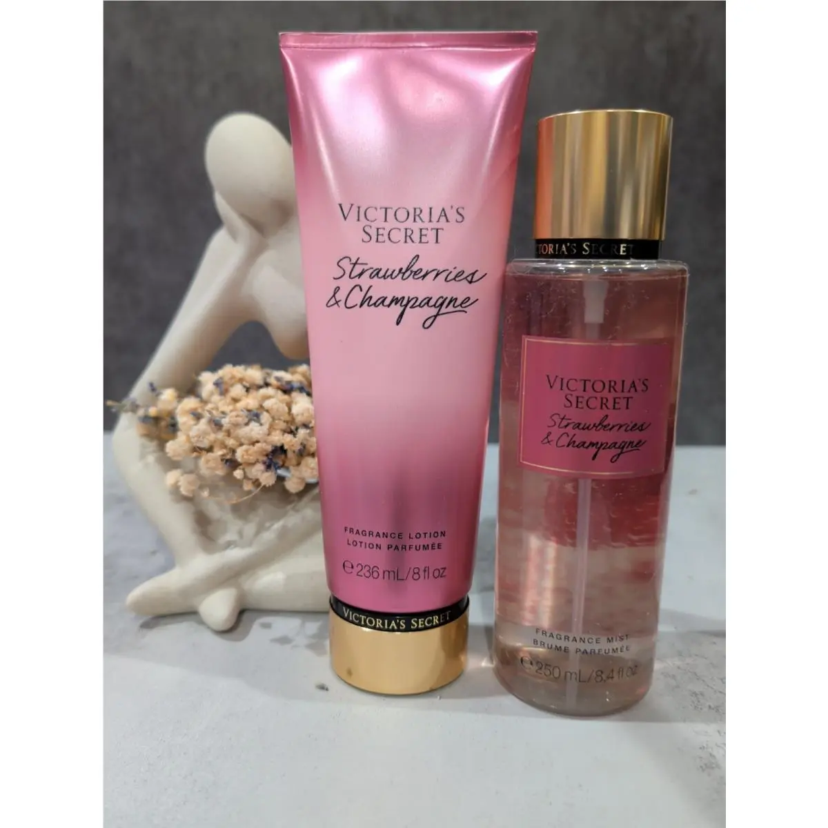 Victoria`s Secret Strawberries Champagne Fragrance Mist Lotion Set