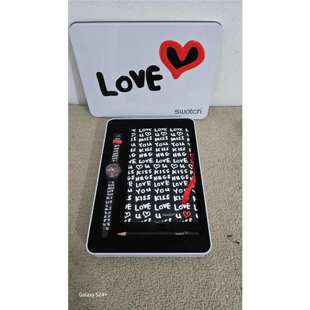 Swatch GB246 Love Seconds 2010 Valentines Day Special Packaging Watch