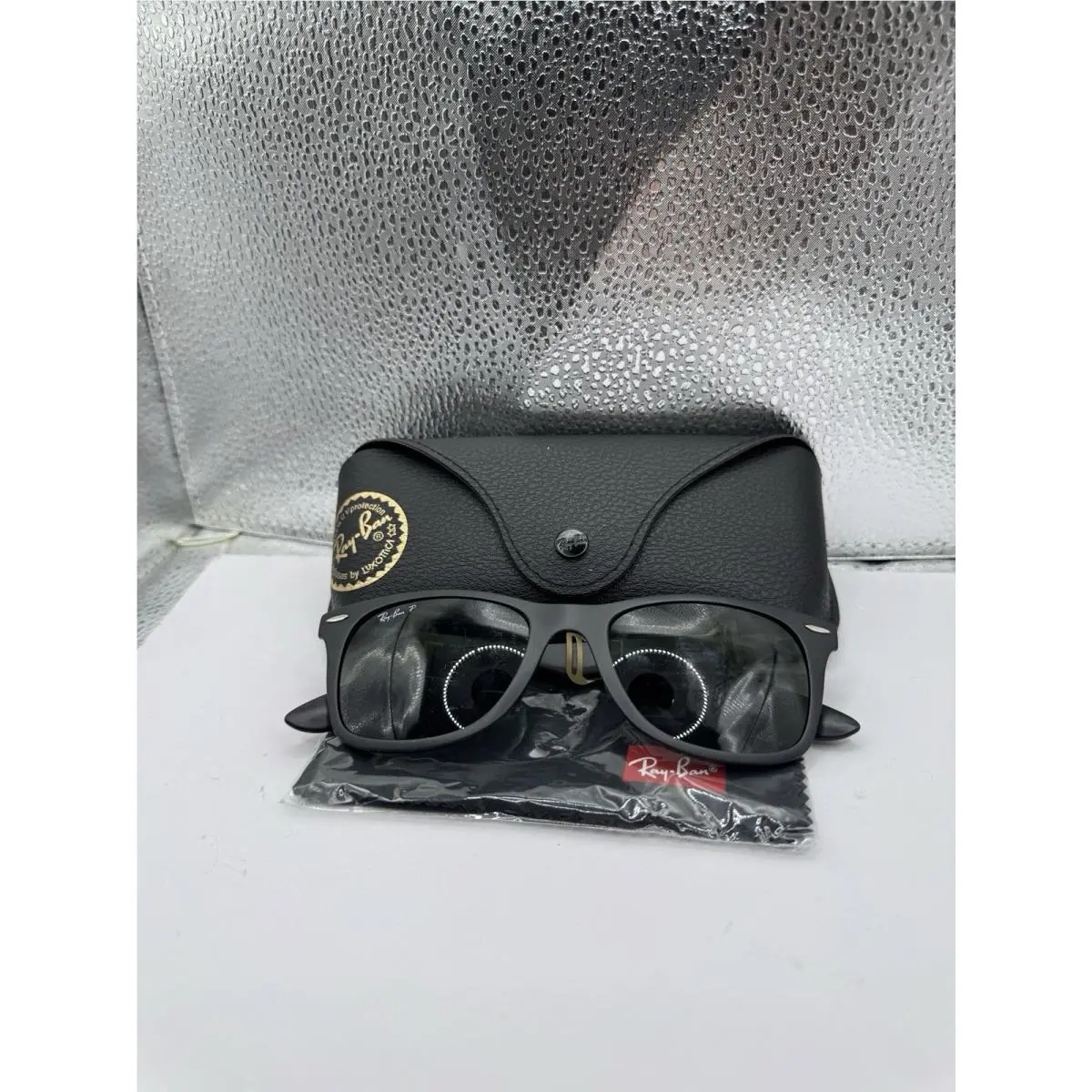 Ray-ban Sunglasses Polarized Lenses Liteforce RB 4195 601-S 52 20-150 Italy