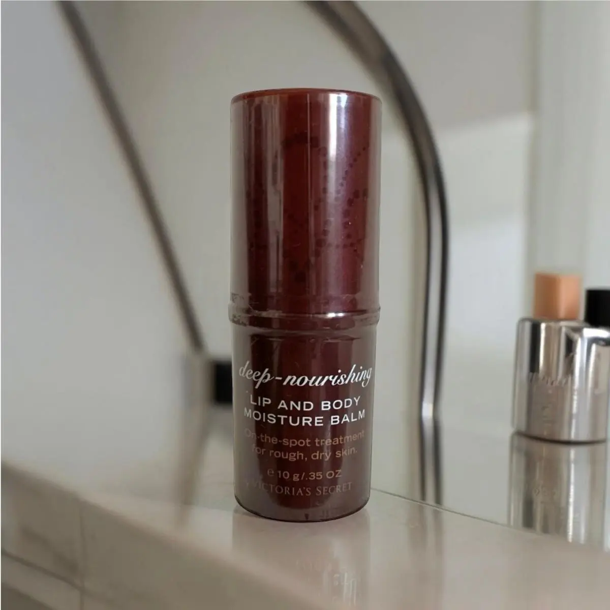 Victoria’s Secret Deep Nourishing Lip Body Moisture Balm