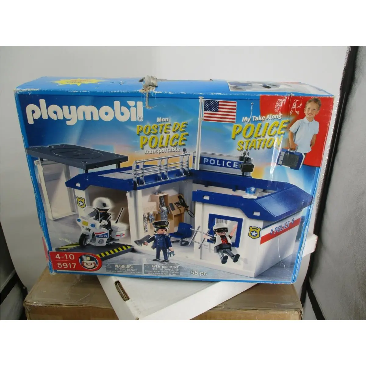 2009 Playmobil Toy Set Police Take A Long Station Model 5917