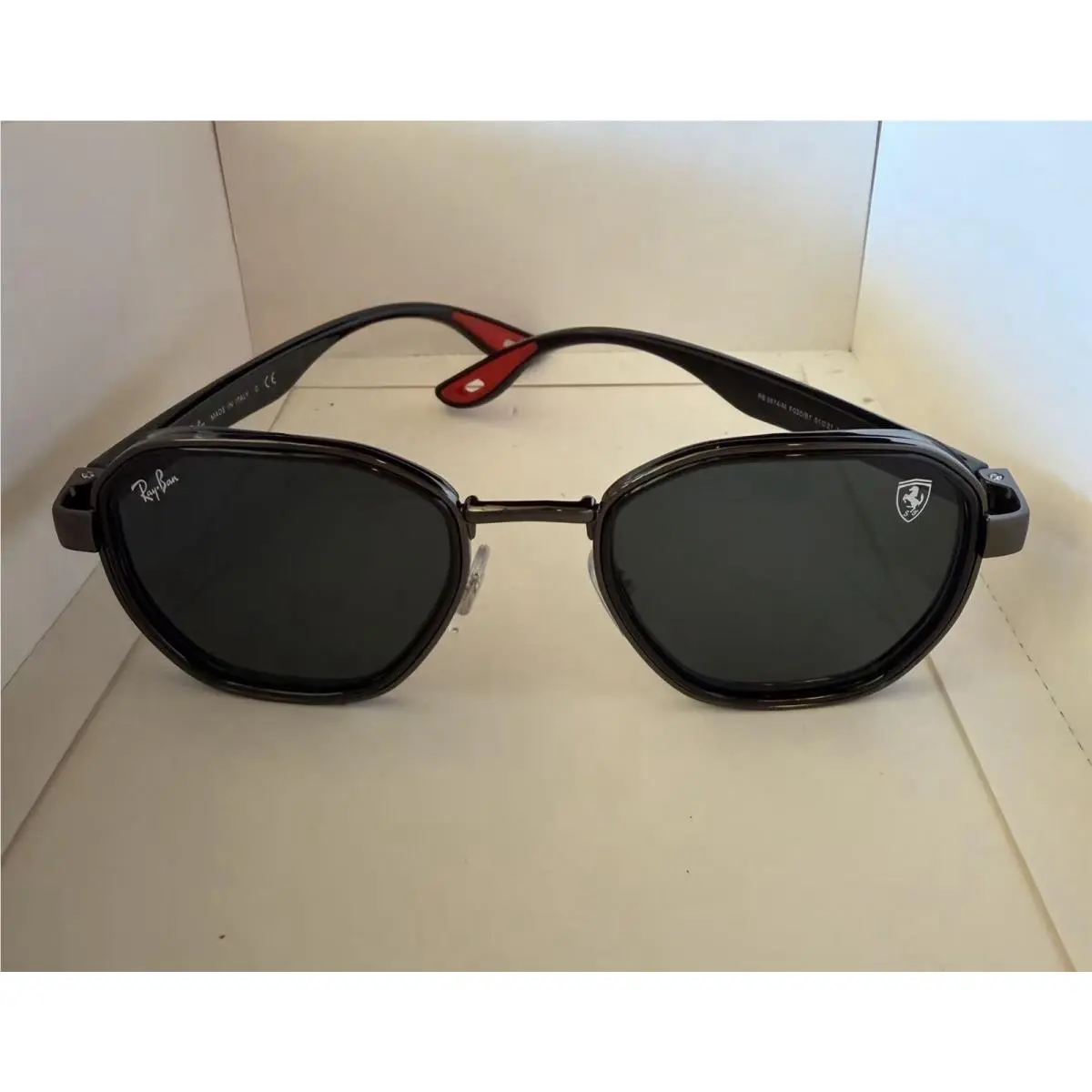 Ray Ban Ferrari Metal RB3674-M 3674 Gunmetal Black Red Gray Lens Size 51/21