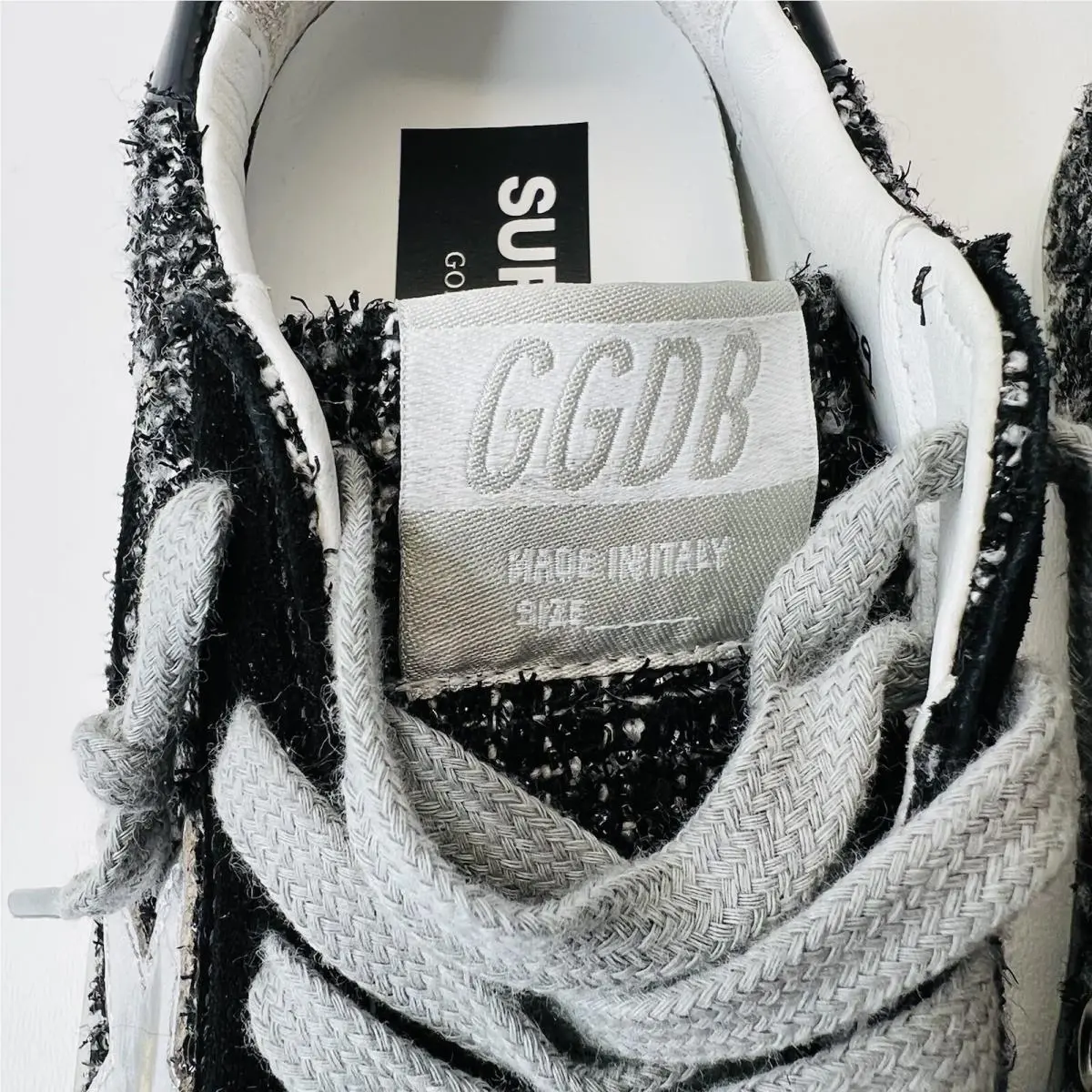 Golden Goose shoes - Golden Goose Superstar Classic - Superstar Classic - 3435 - White/ Silver (UPC: 8050235045101) 4
