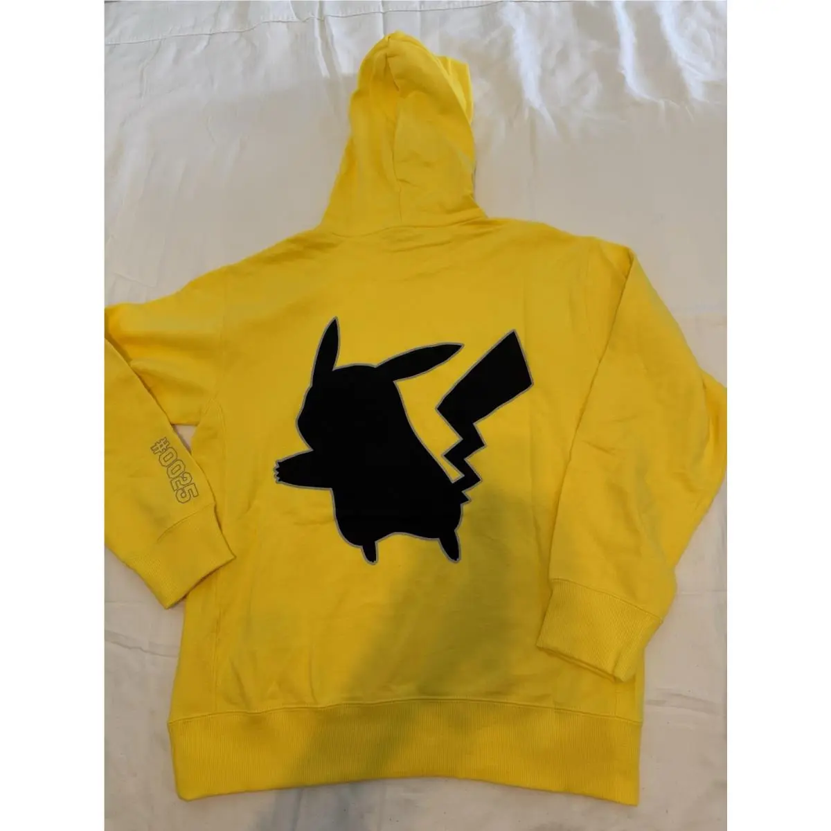 Puma clothing - Yellow (UPC: 198556993195) 1