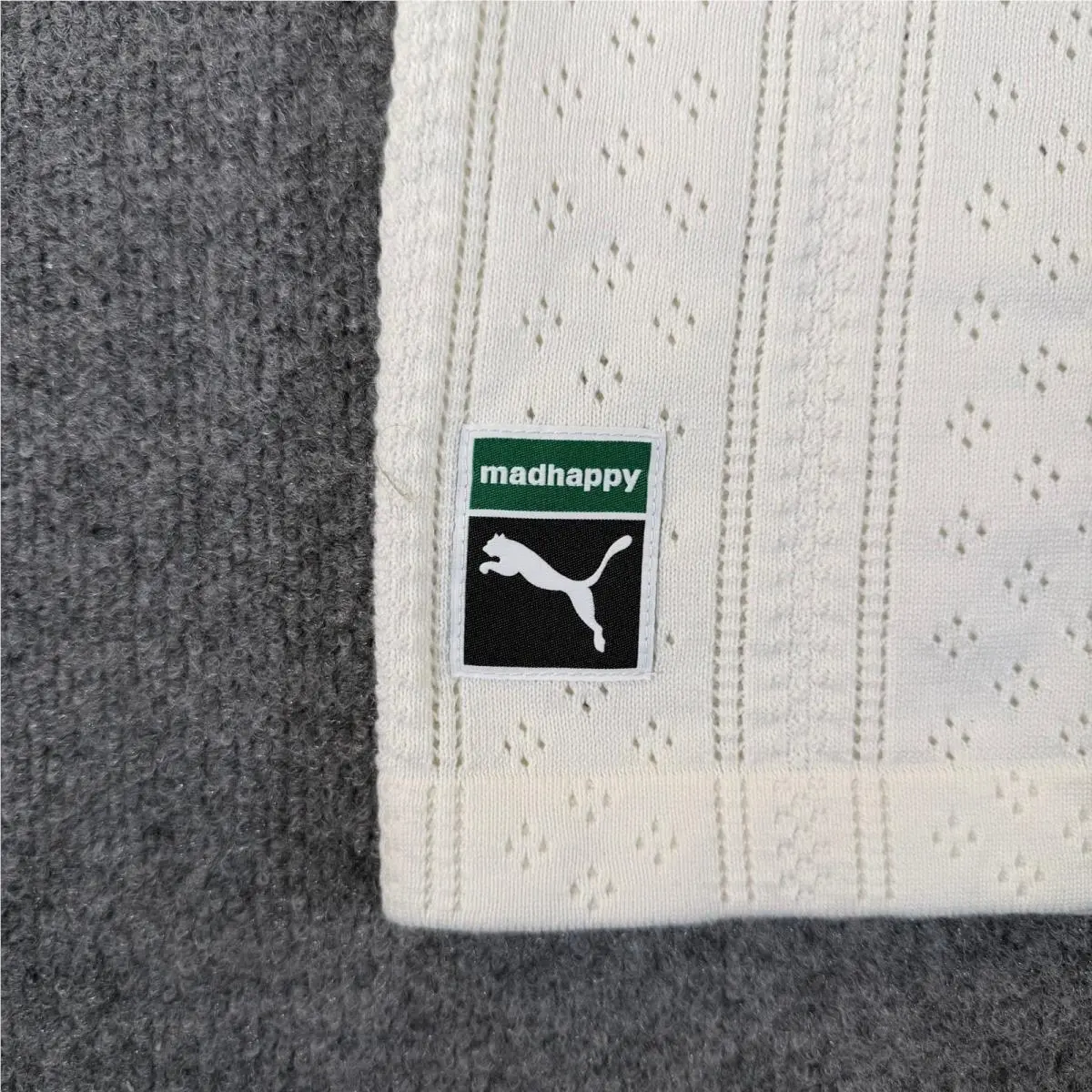 Puma clothing - White 4