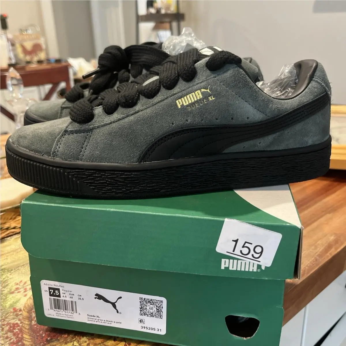 Womens Suede XL Soft Gray and Black Size 7.5 by Puma