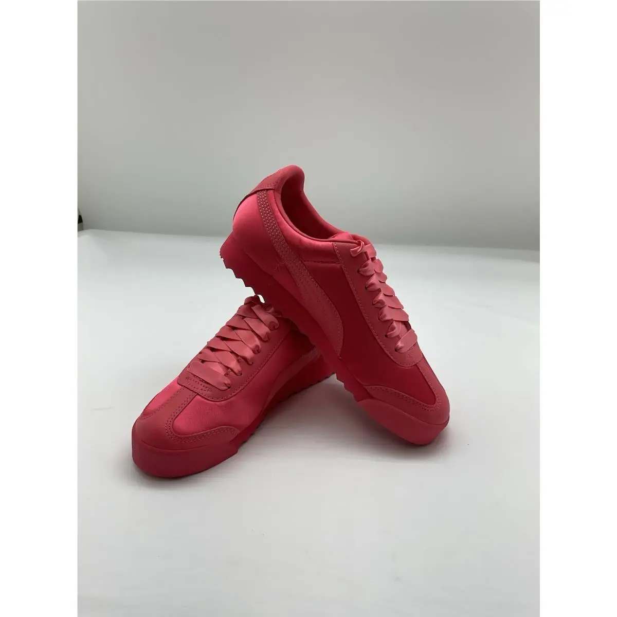 Puma shoes - Roma Satin Jr - Roma Satin - Pink (UPC: 191240125414) 1